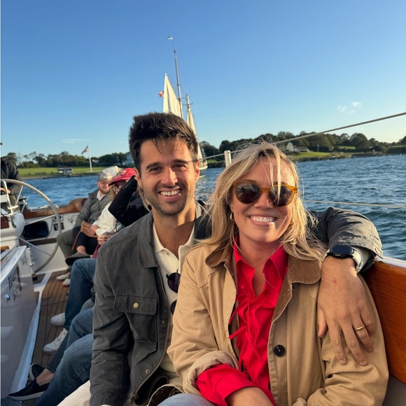 Meet your Posher, Heather - Picture 1 of 1